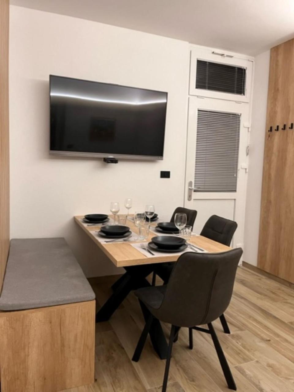 Apartma Nika Pobegi Exteriér fotografie