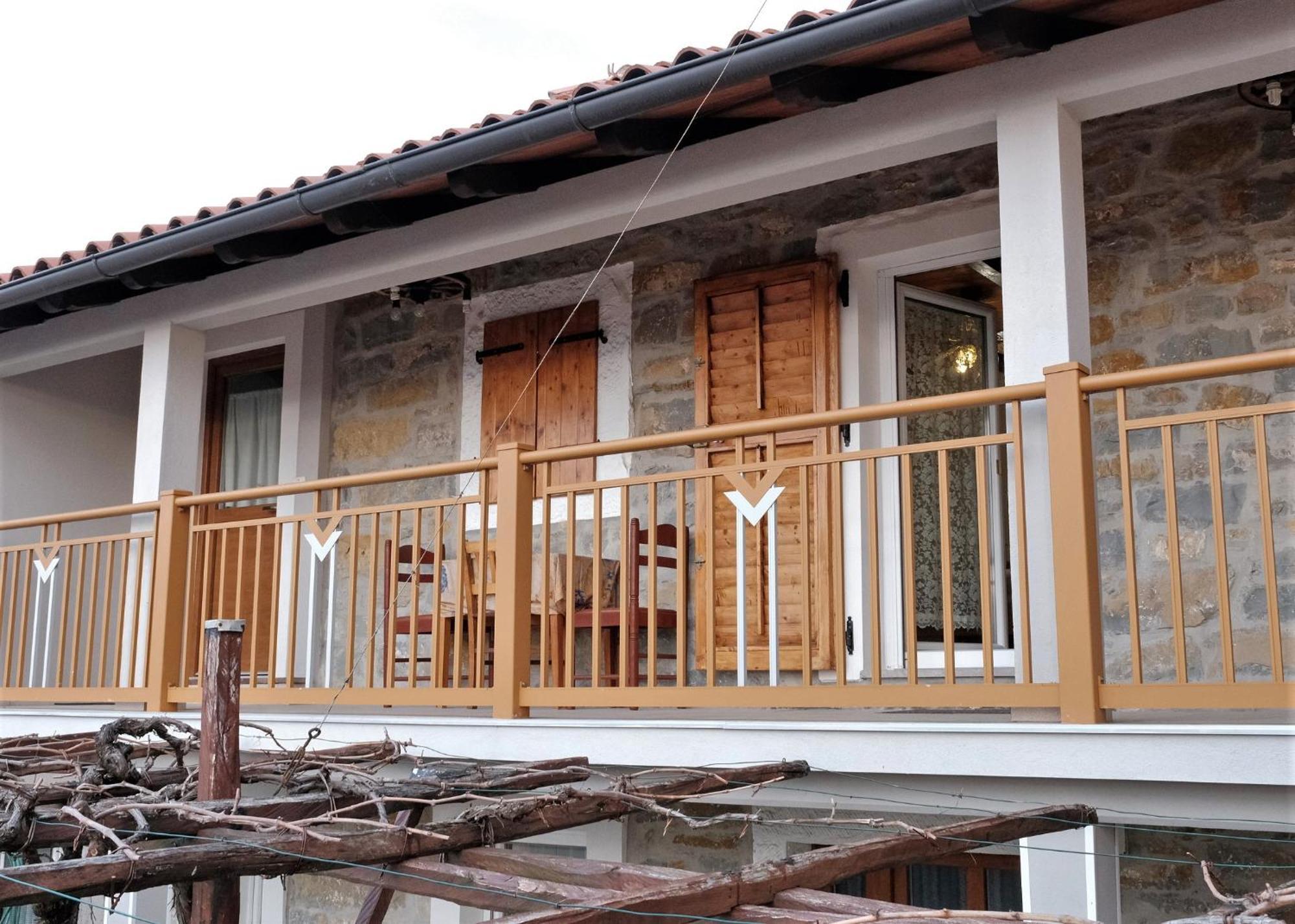 Apartma Nika Pobegi Exteriér fotografie